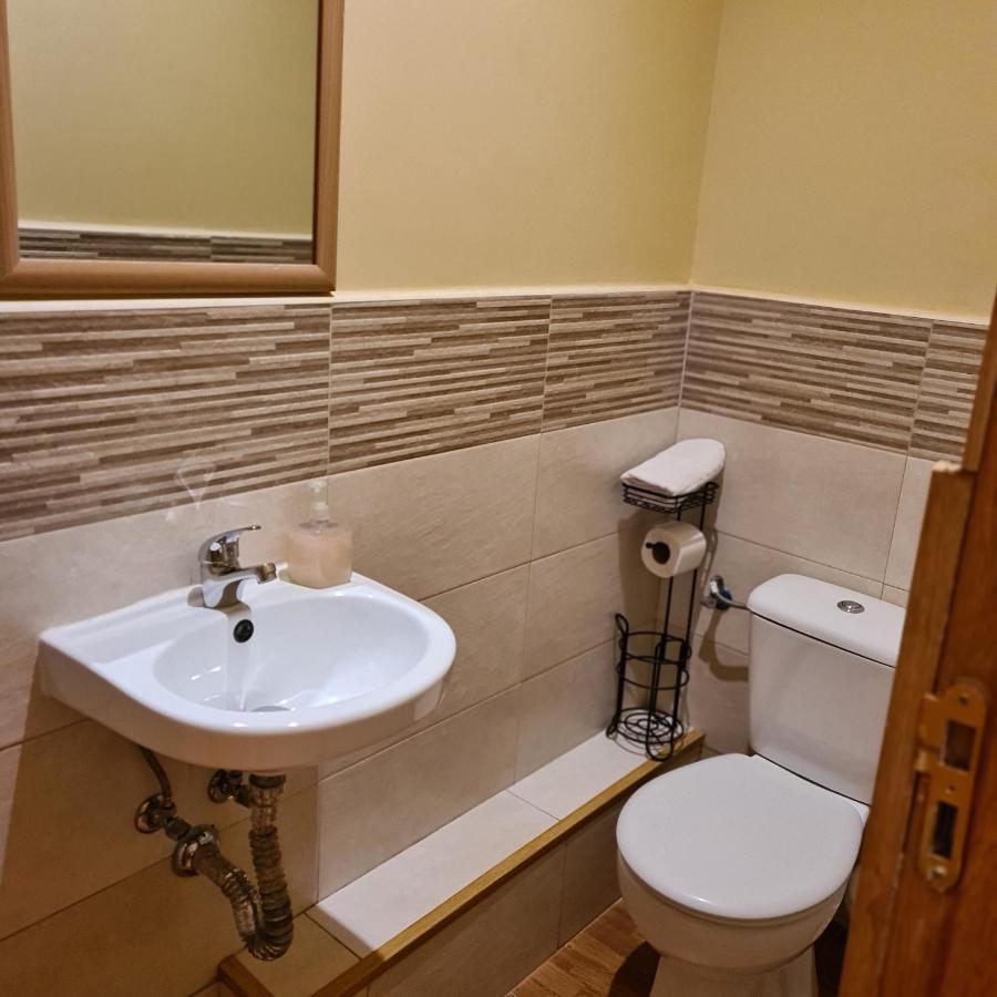 Hostal Oporto Madrid Luaran gambar