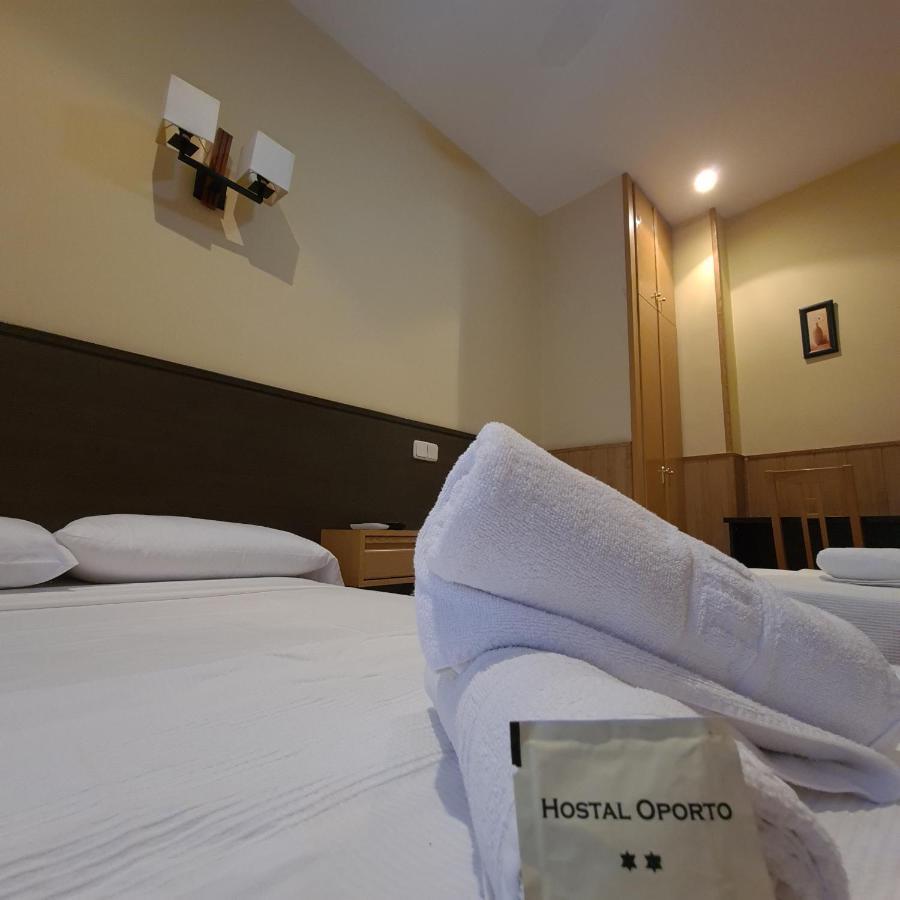 Hostal Oporto Madrid Luaran gambar
