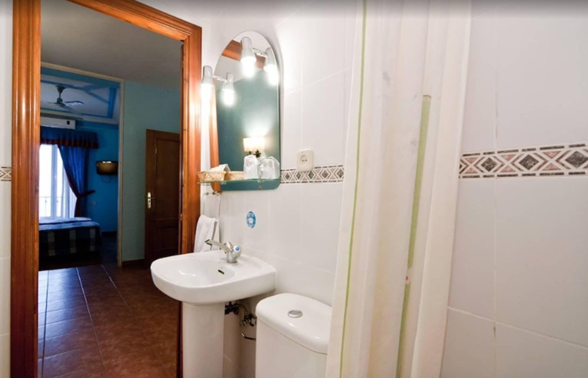 Hostal Oporto Madrid Luaran gambar