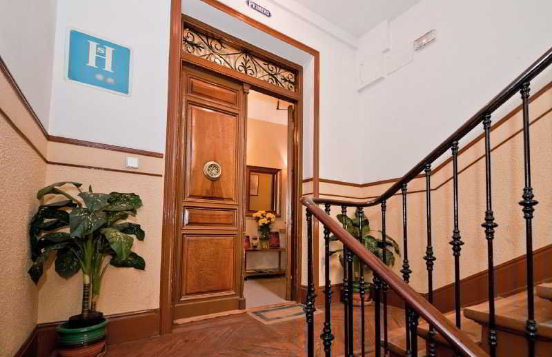 Hostal Oporto Madrid Luaran gambar